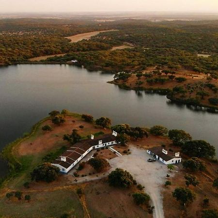 Fontes - A Essencia Do Alentejo Com Lago Privado Редондо Екстериор снимка